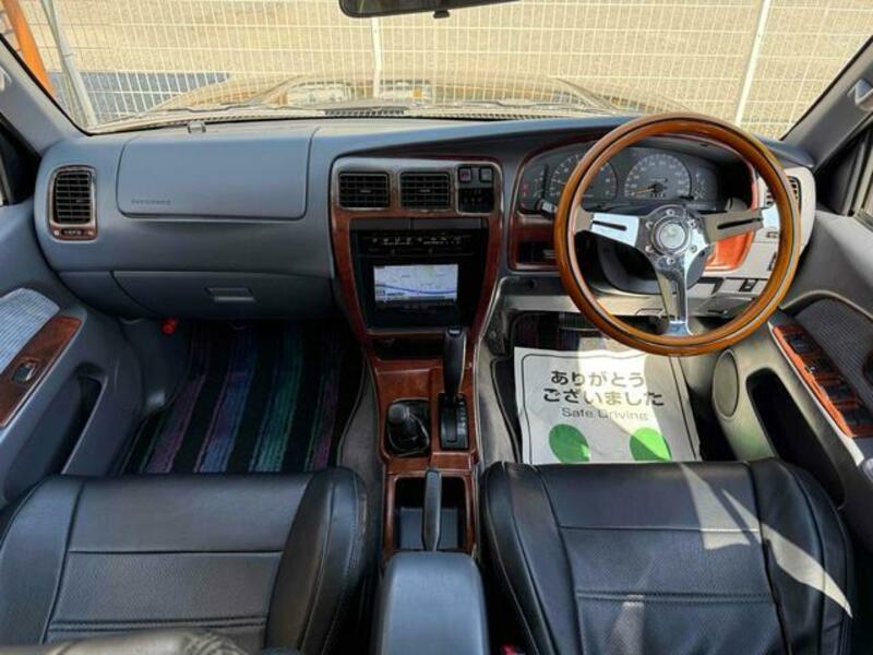 HILUX SURF