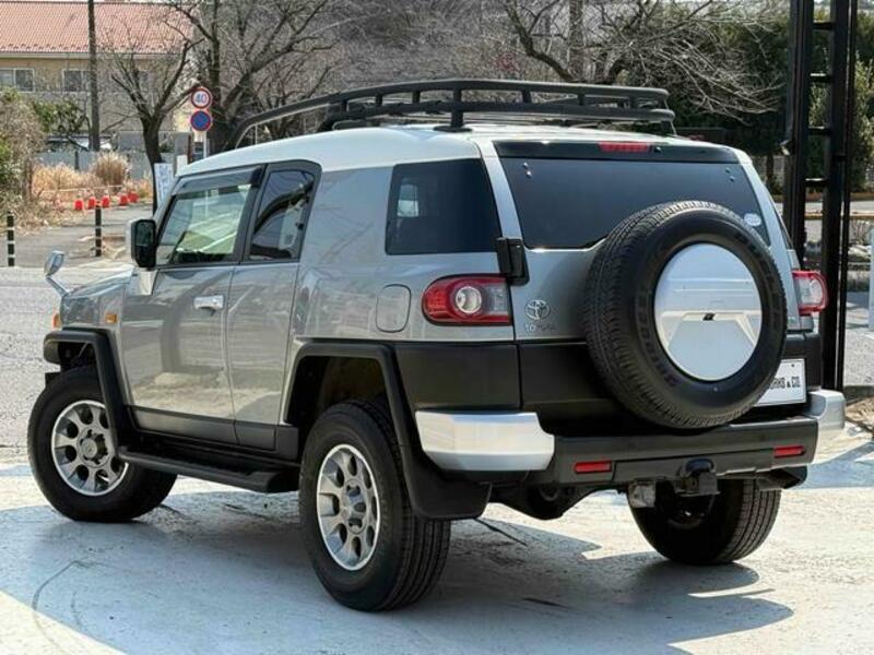 FJ CRUISER