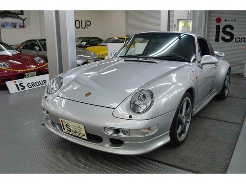 911