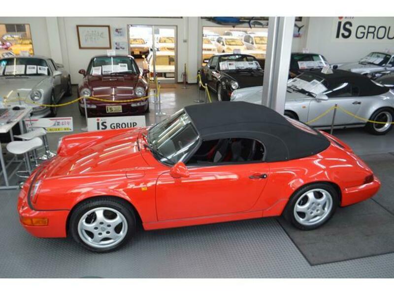 911