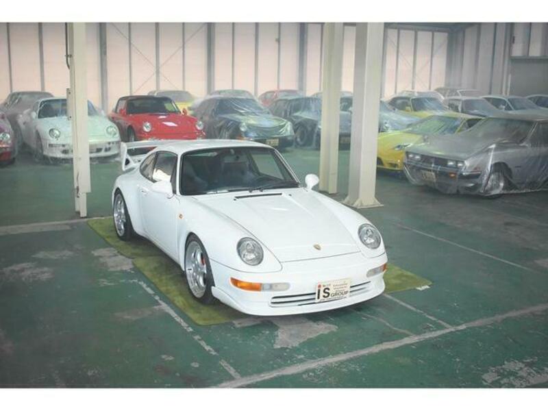 911