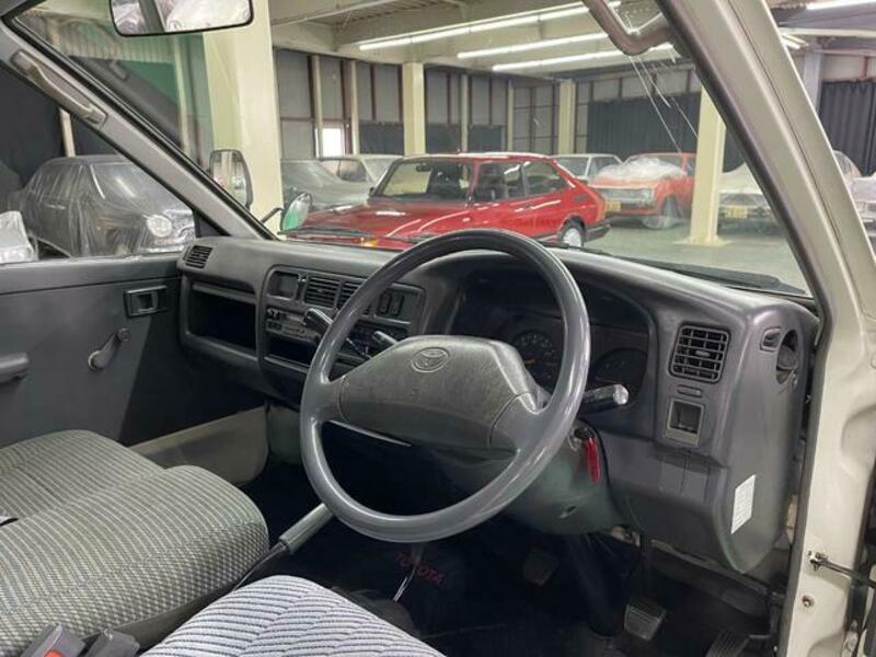TOWNACE TRUCK