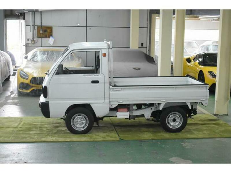 CARRY TRUCK