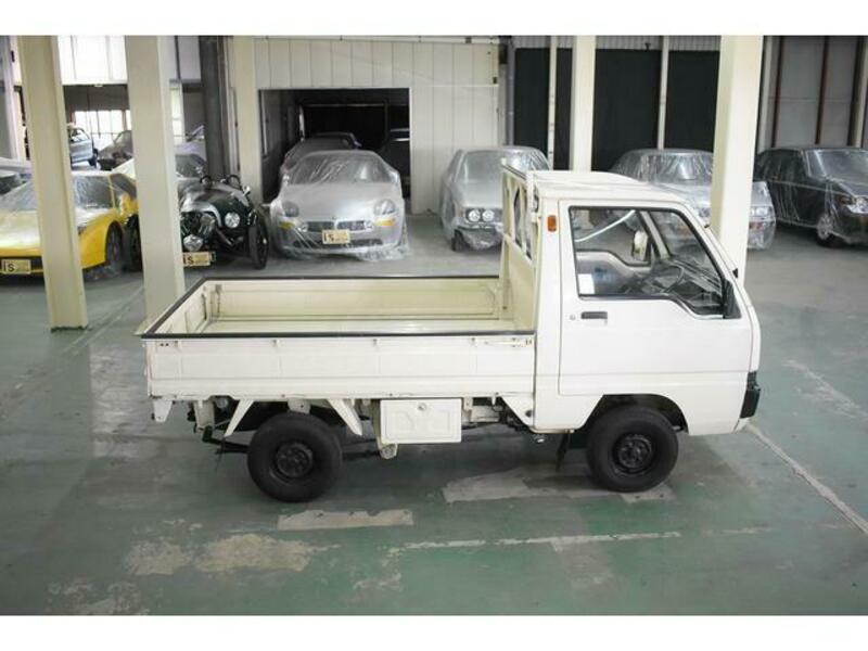 MINICAB TRUCK