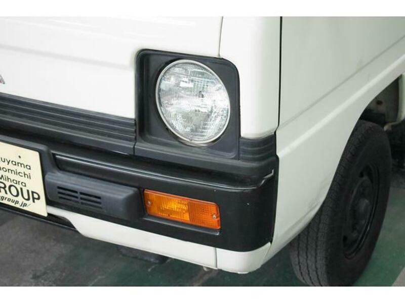 MINICAB TRUCK
