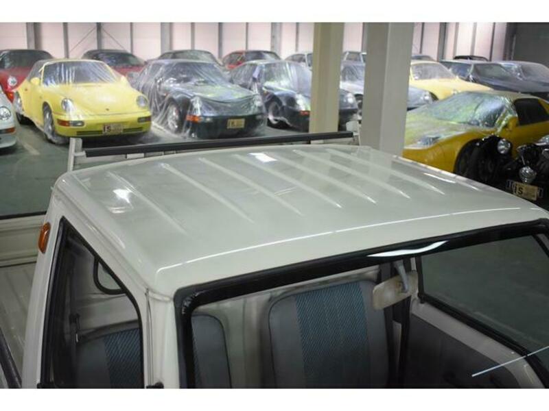 MINICAB TRUCK