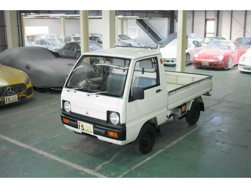 MITSUBISHI MINICAB TRUCK