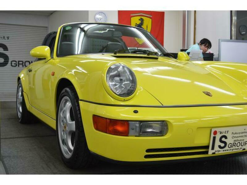 911
