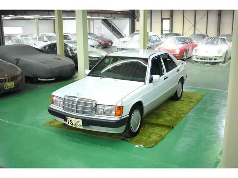 MERCEDES-BENZ 190 CLASS