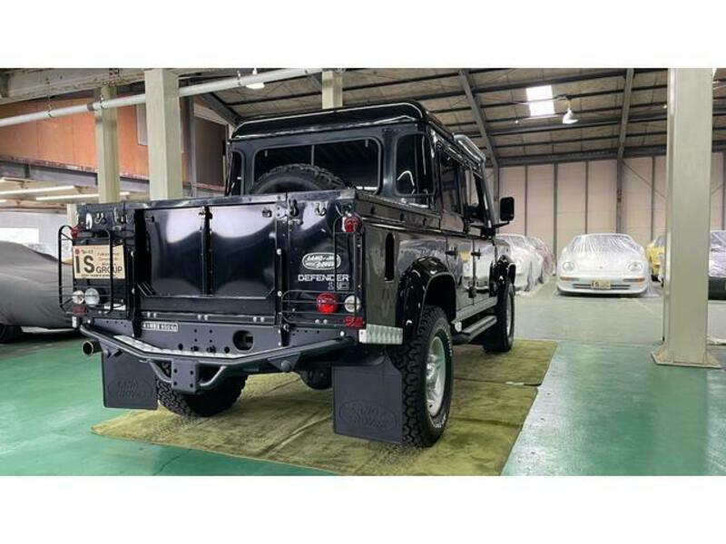 DEFENDER