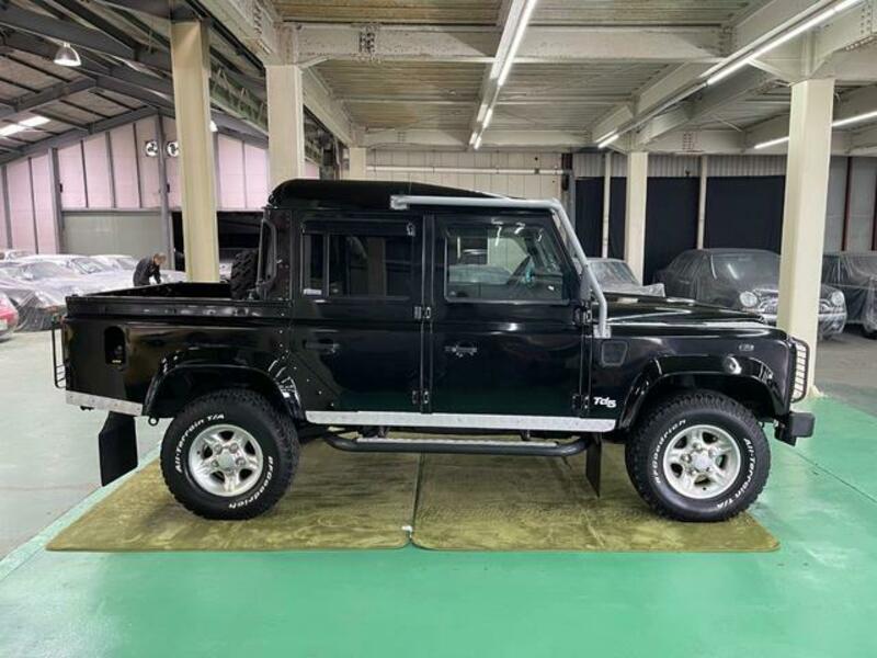 DEFENDER