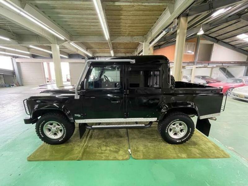 DEFENDER