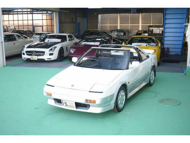 TOYOTA MR2