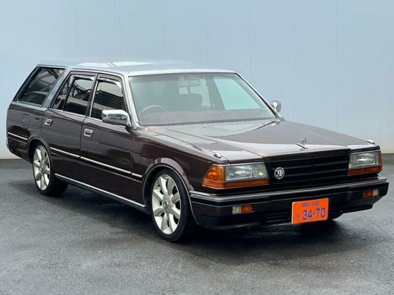GLORIA WAGON