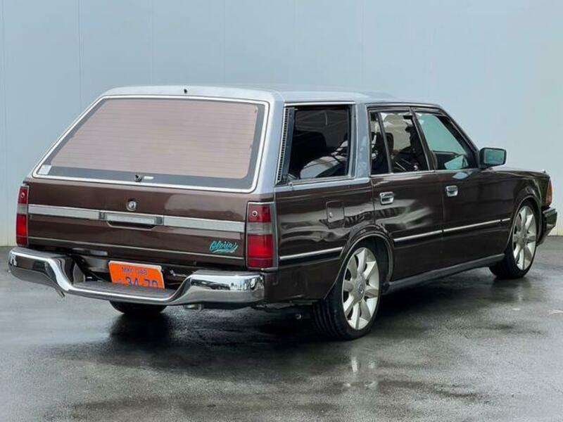 GLORIA WAGON