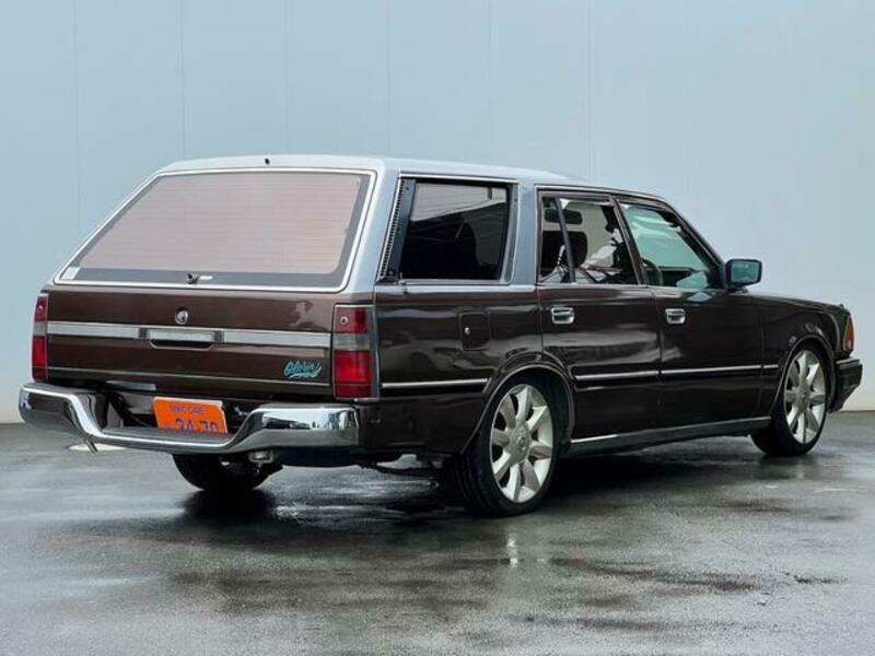 GLORIA WAGON