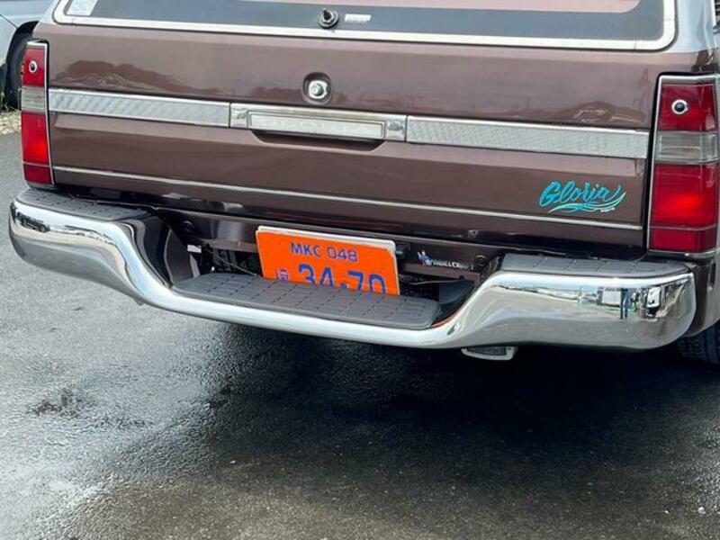GLORIA WAGON