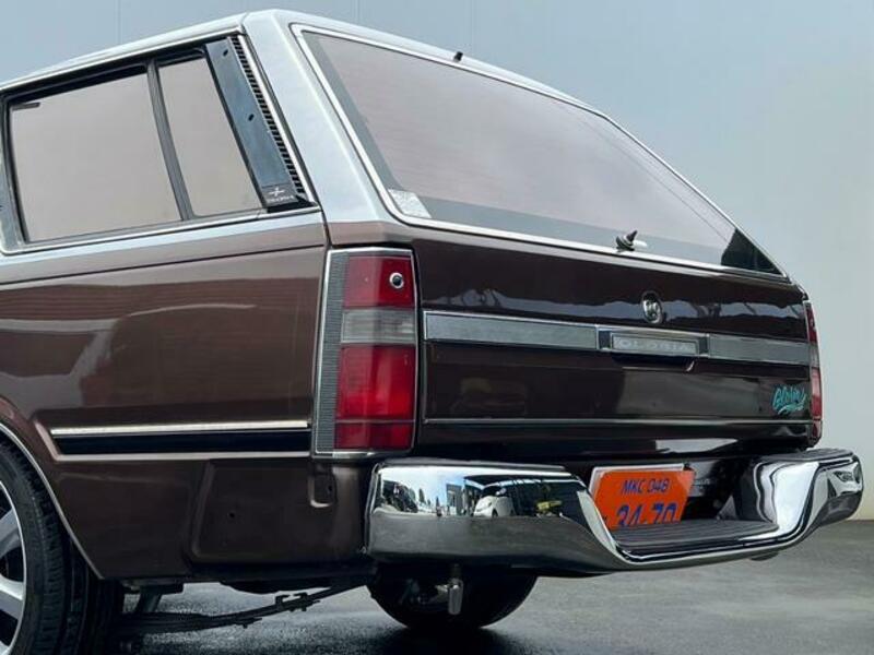 GLORIA WAGON
