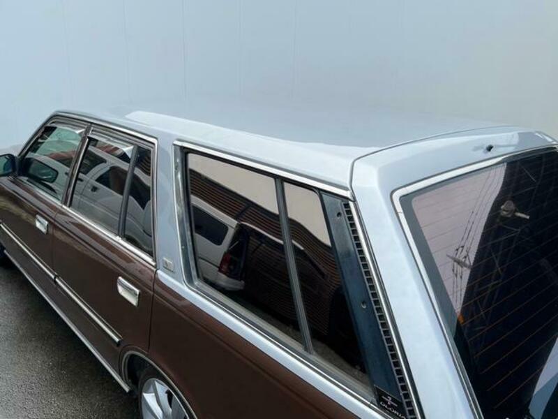 GLORIA WAGON