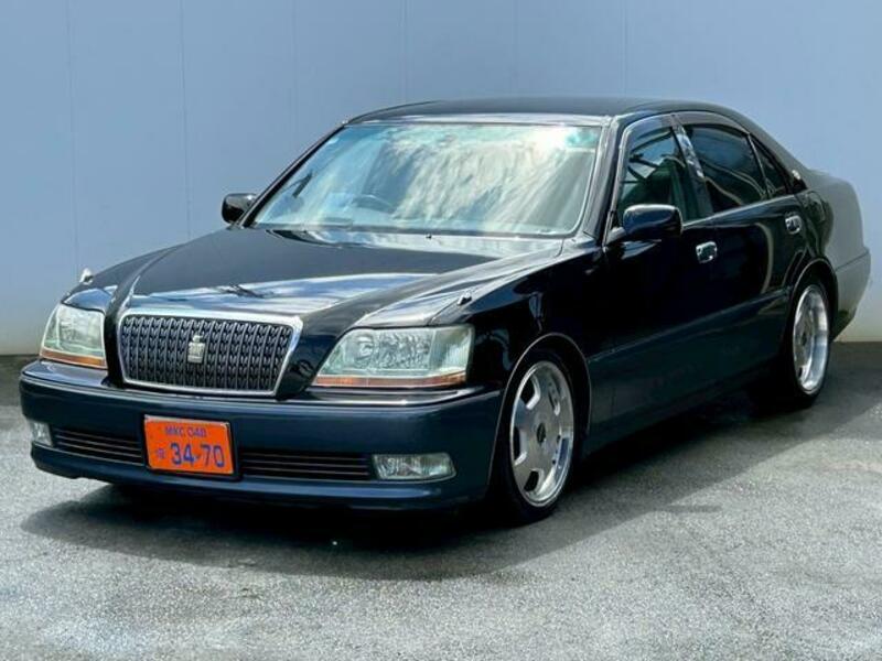 TOYOTA CROWN MAJESTA