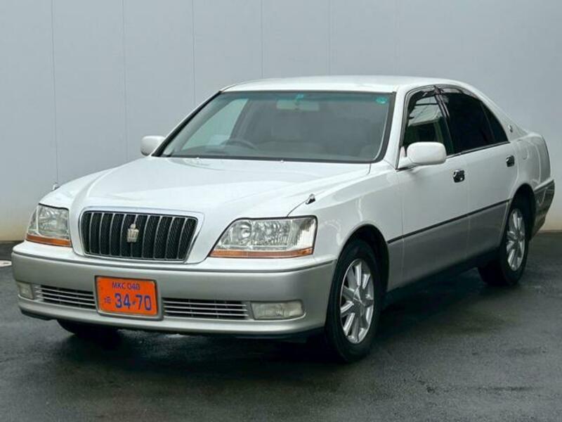 TOYOTA CROWN MAJESTA