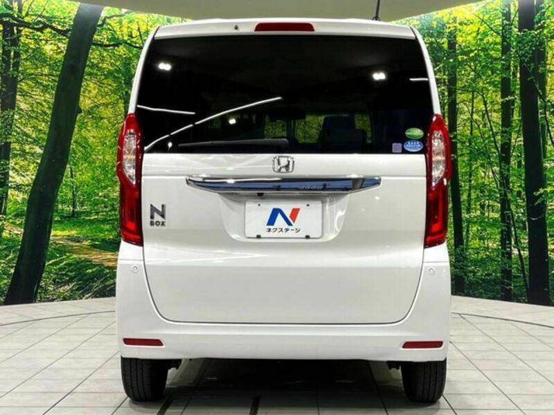 N BOX