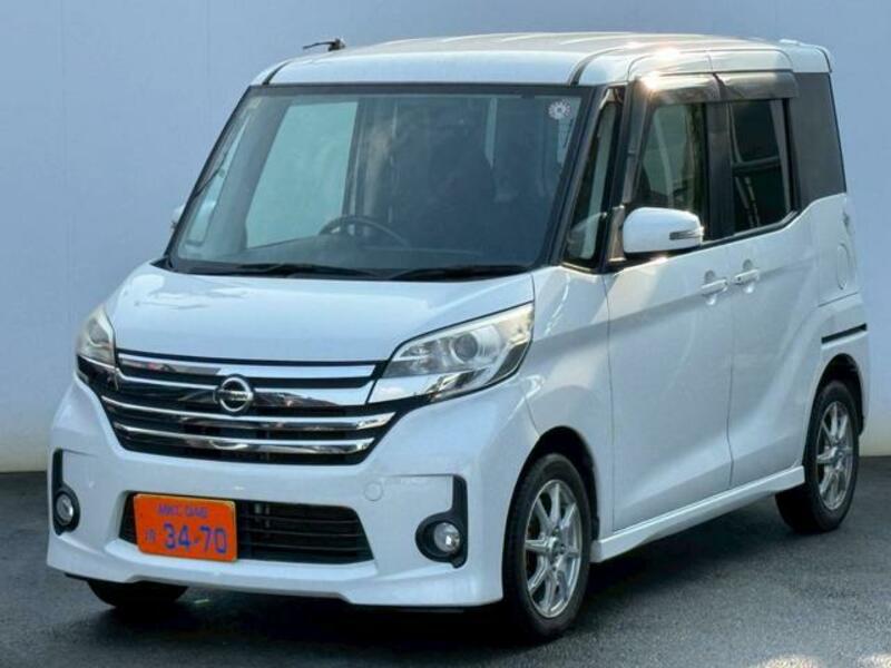 NISSAN DAYZ ROOX