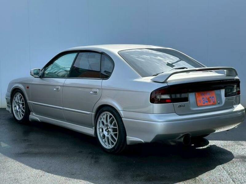 LEGACY B4
