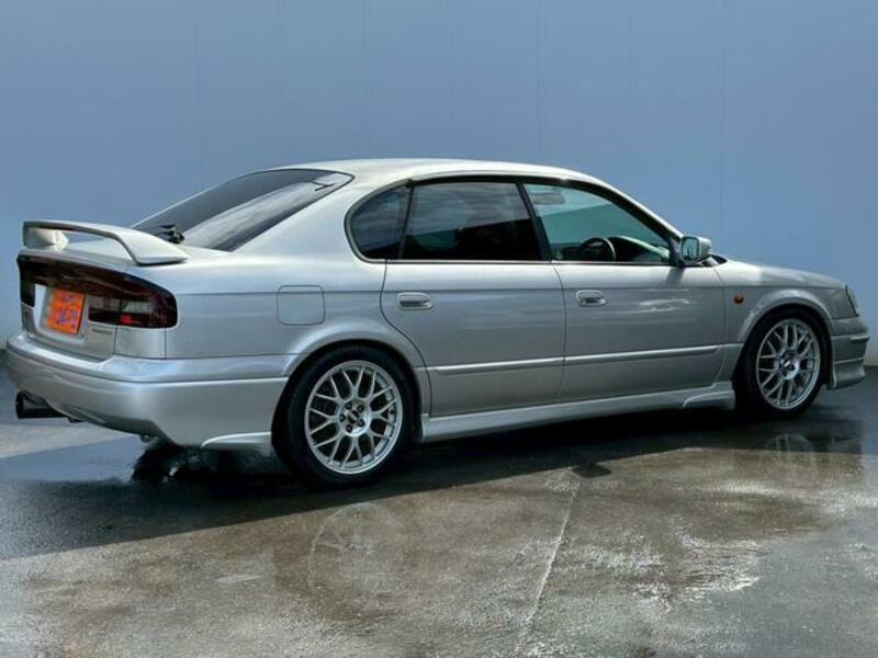 LEGACY B4