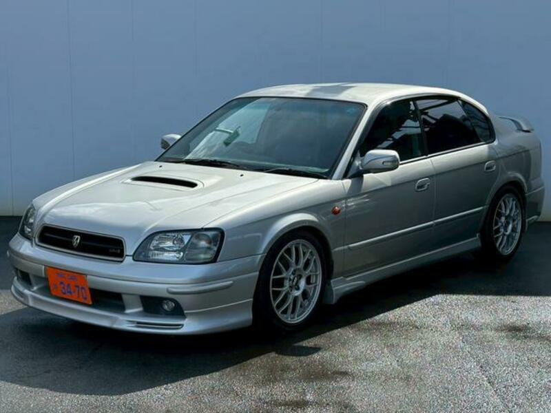 SUBARU LEGACY B4