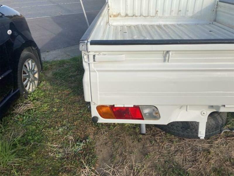 CLIPPER TRUCK