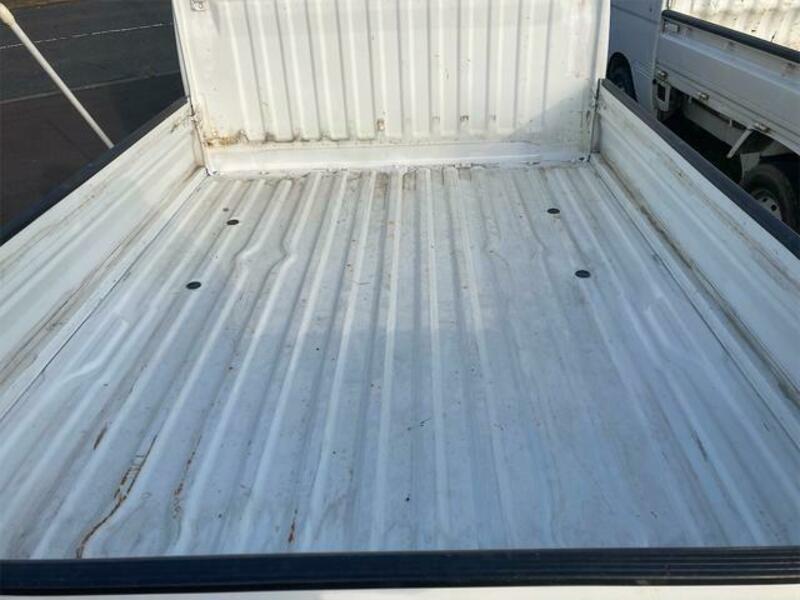 CLIPPER TRUCK