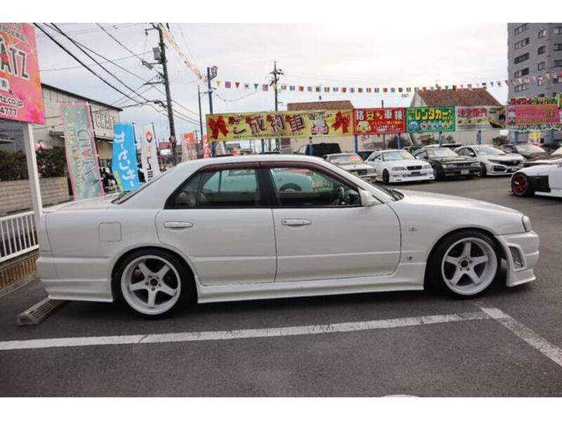 SKYLINE