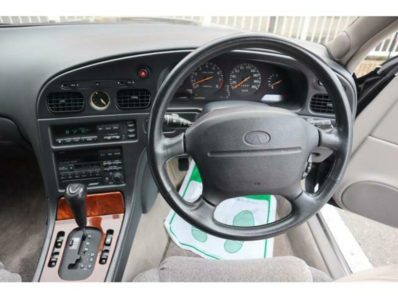 INFINITI Q45