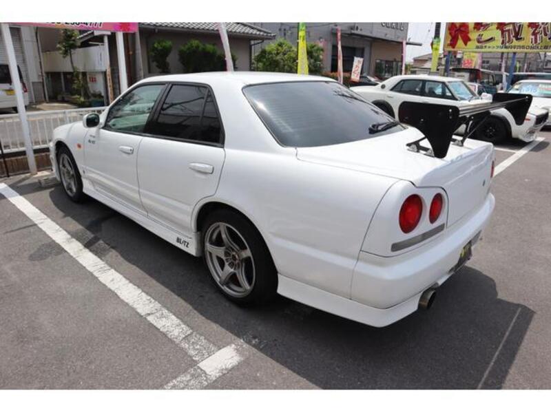 SKYLINE