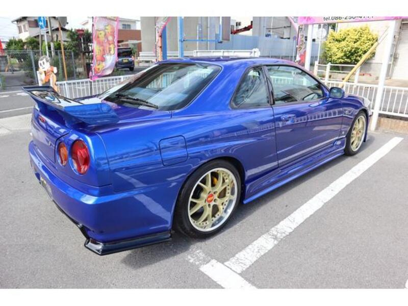 SKYLINE
