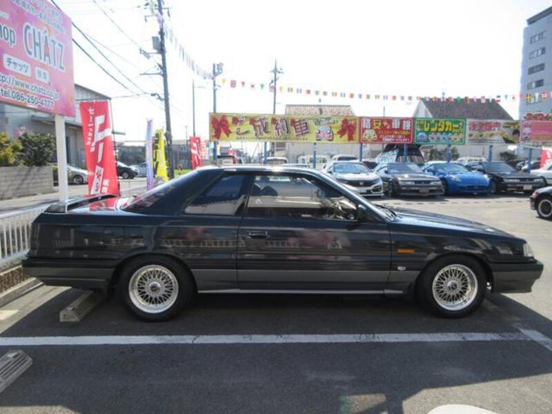 SKYLINE