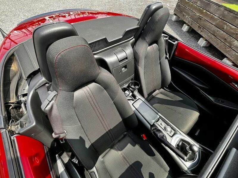 ROADSTER