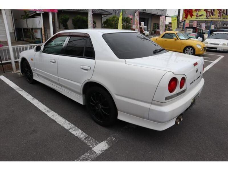 SKYLINE