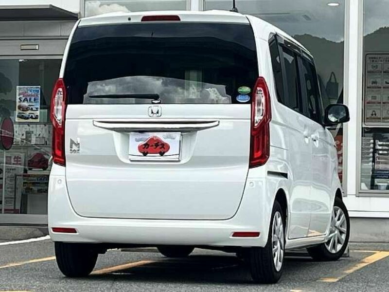 N BOX