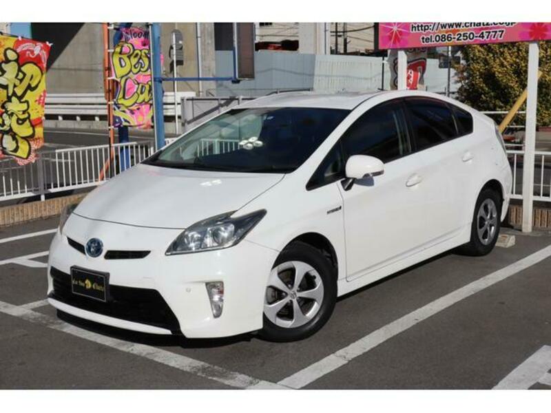 TOYOTA PRIUS