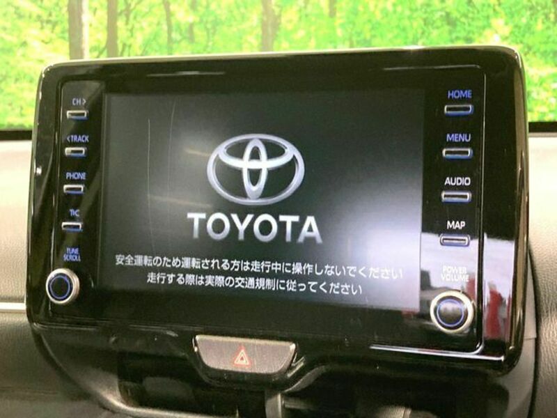 YARIS CROSS