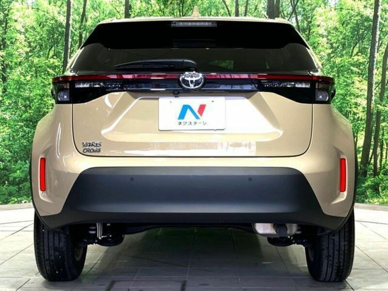 YARIS CROSS