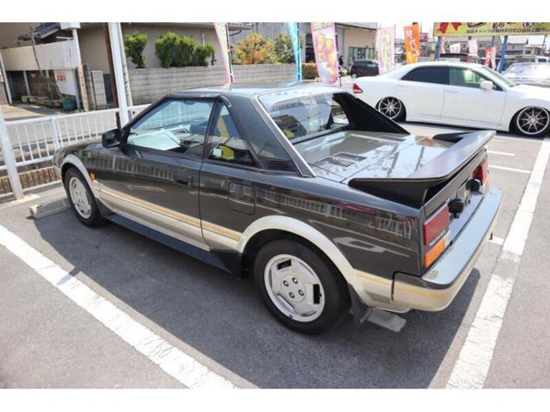 MR2