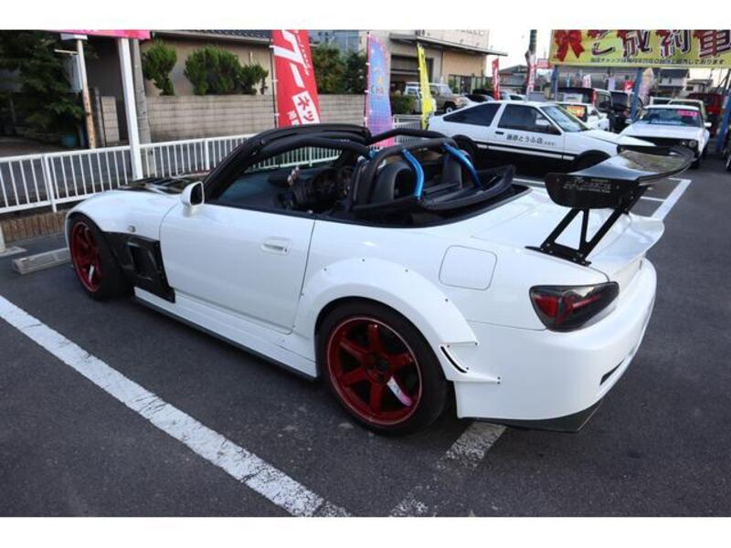 S2000