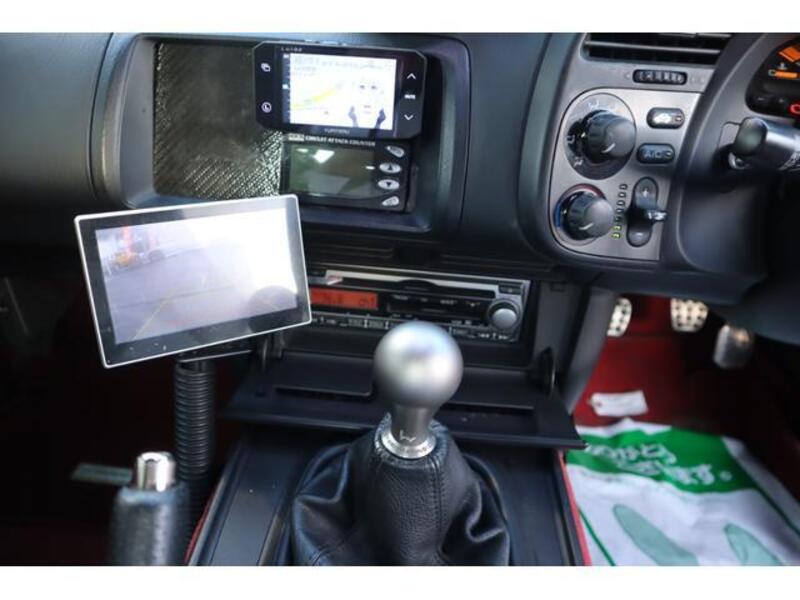 S2000