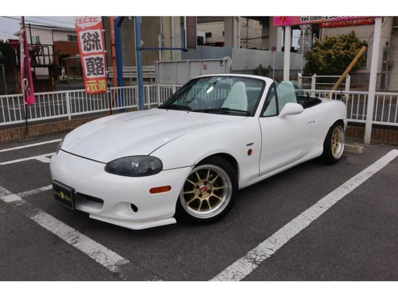 ROADSTER