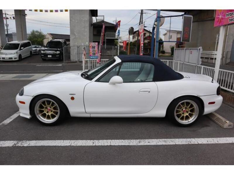 ROADSTER
