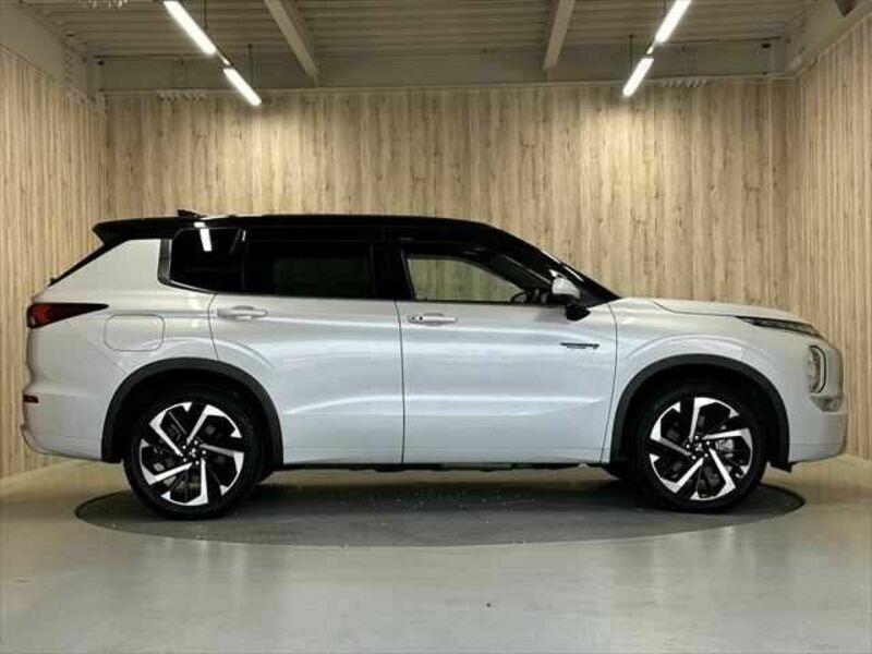 OUTLANDER PHEV