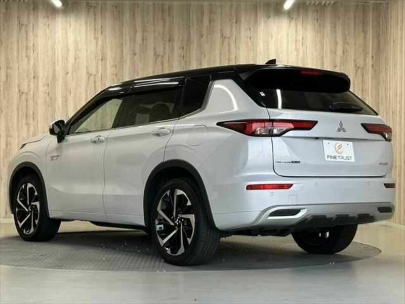 OUTLANDER PHEV